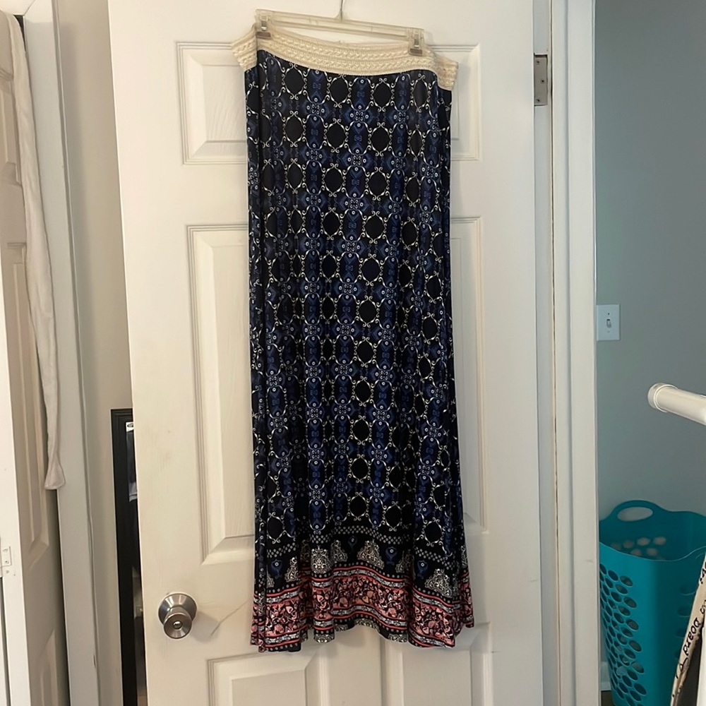 Flourish style skirt
